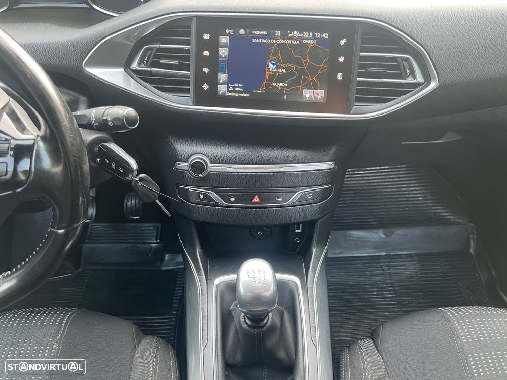 Peugeot 308 SW 1.6 BlueHDi Allure - 11