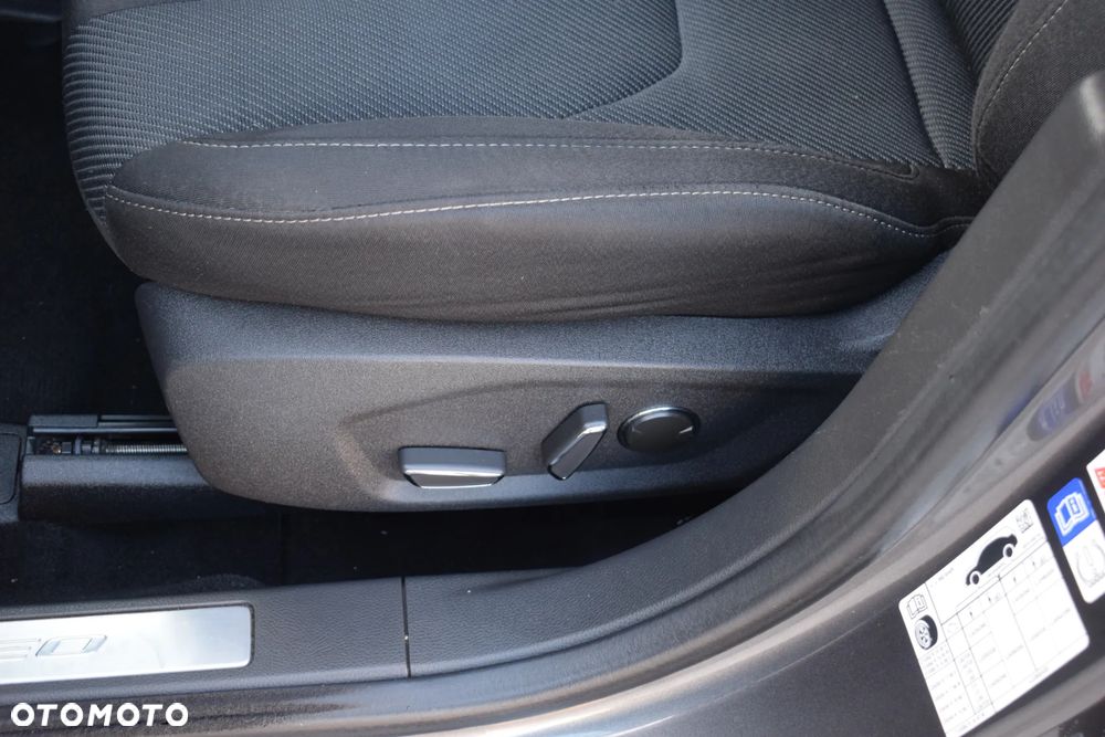 Ford Mondeo 2.0 TDCi Start-Stopp PowerShift-Aut Titanium - 11