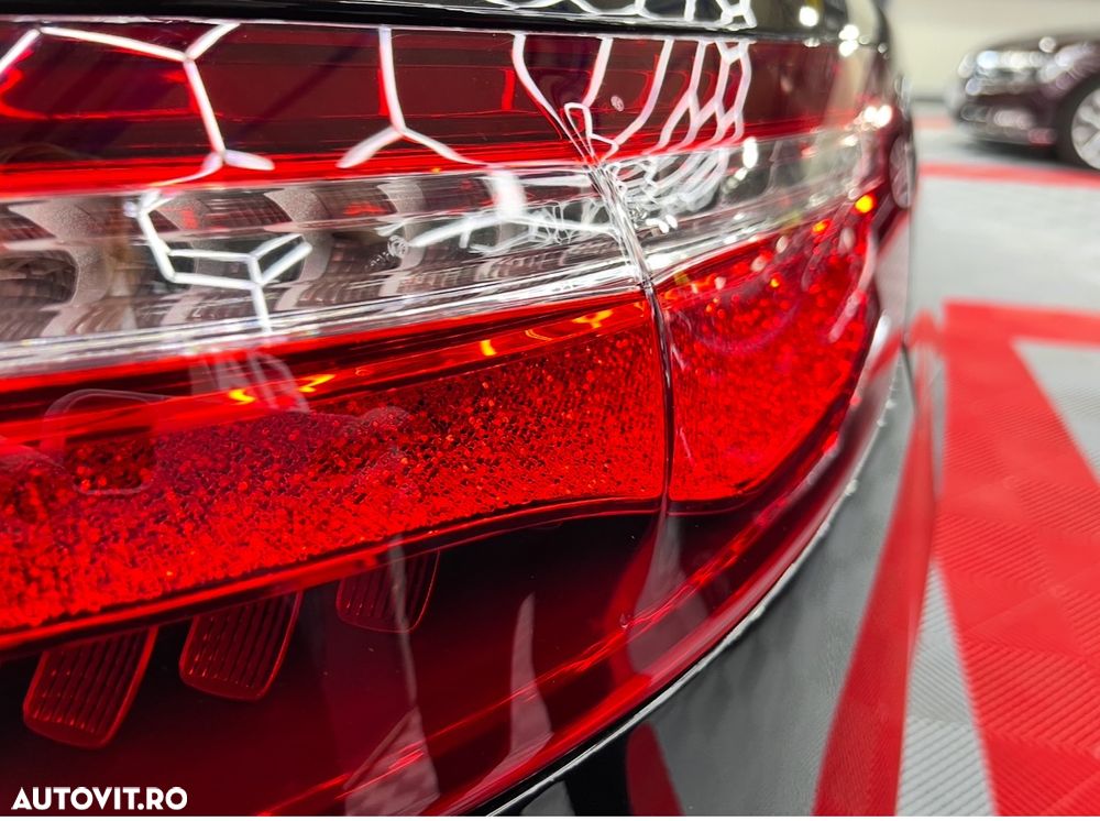 Mercedes-Benz E - 17