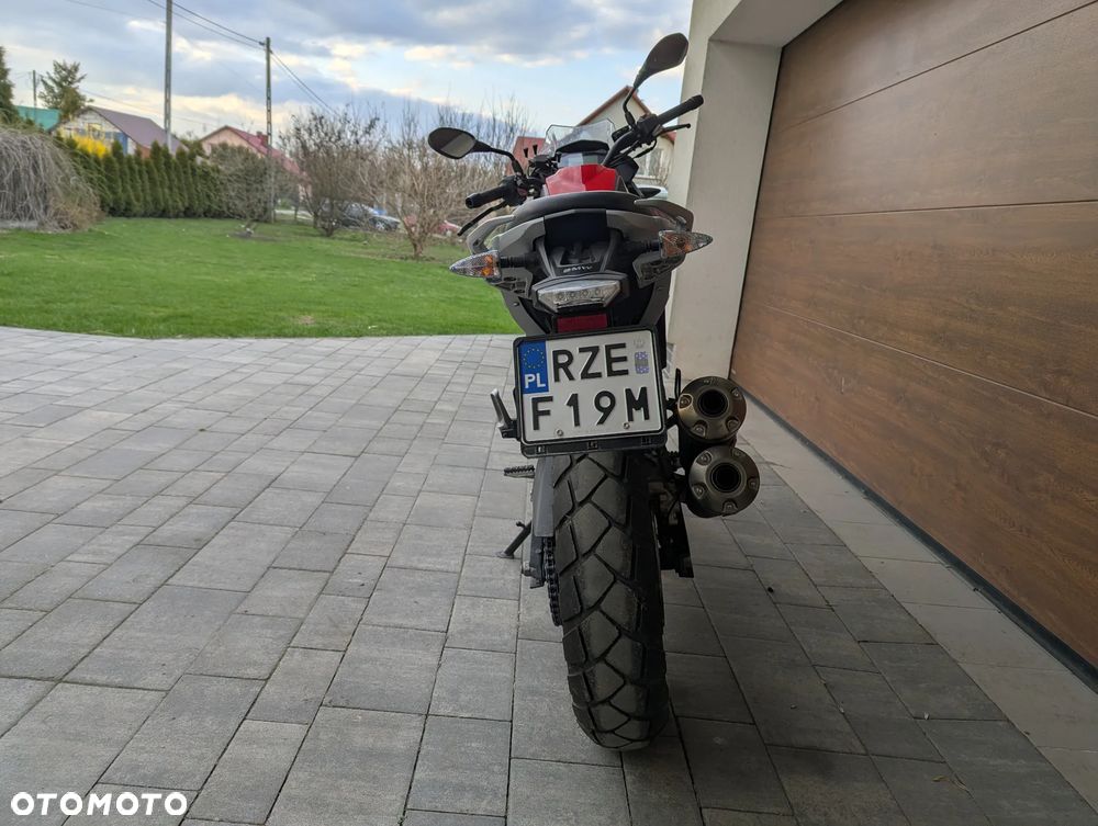 BMW G - 9