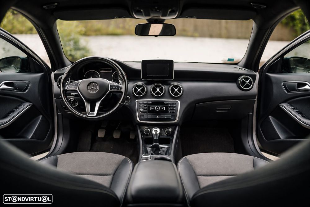 Mercedes-Benz A 180 CDI (BlueEFFICIENCY) Urban - 2