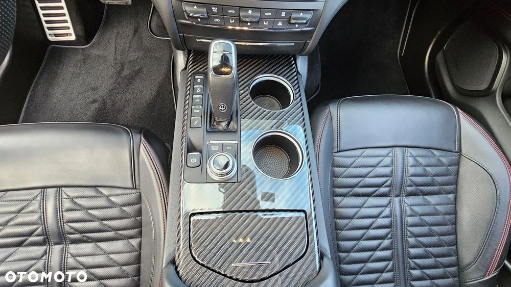 Maserati Ghibli - 31