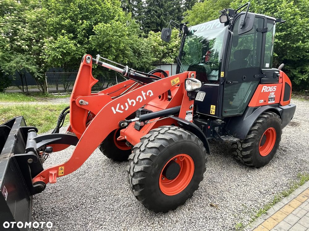 Kubota R065 - 4