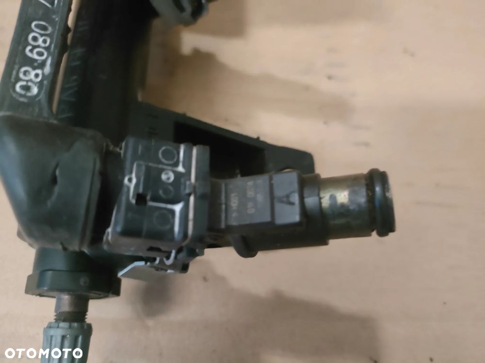 CITROEN C3 PLURIEL 1.1 LISTWA WTRYSKOWA WTRYSKIWACZE 9655833680 - 3