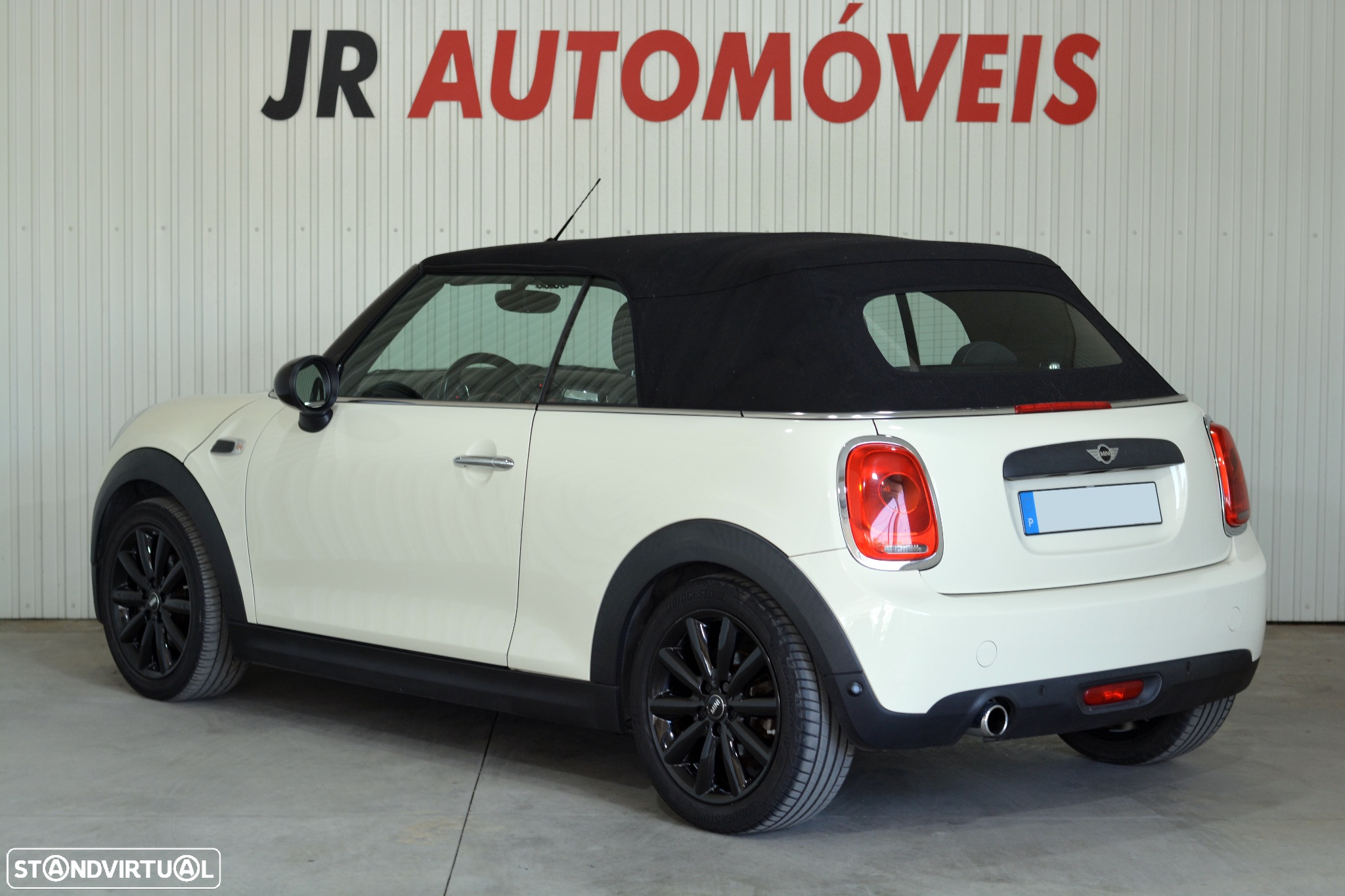 MINI Cabrio One - 11