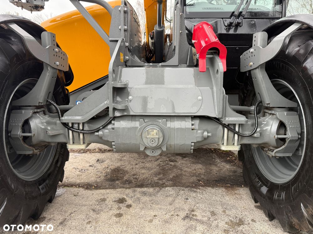 Liebherr Ładowarka Teleskopowa T36-7s - 21