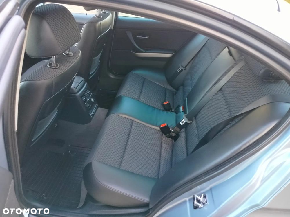 BMW Seria 3 320i Edition Lifestyle - 26