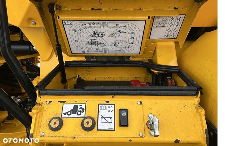 JCB 437 S5 WasteMaster - 13