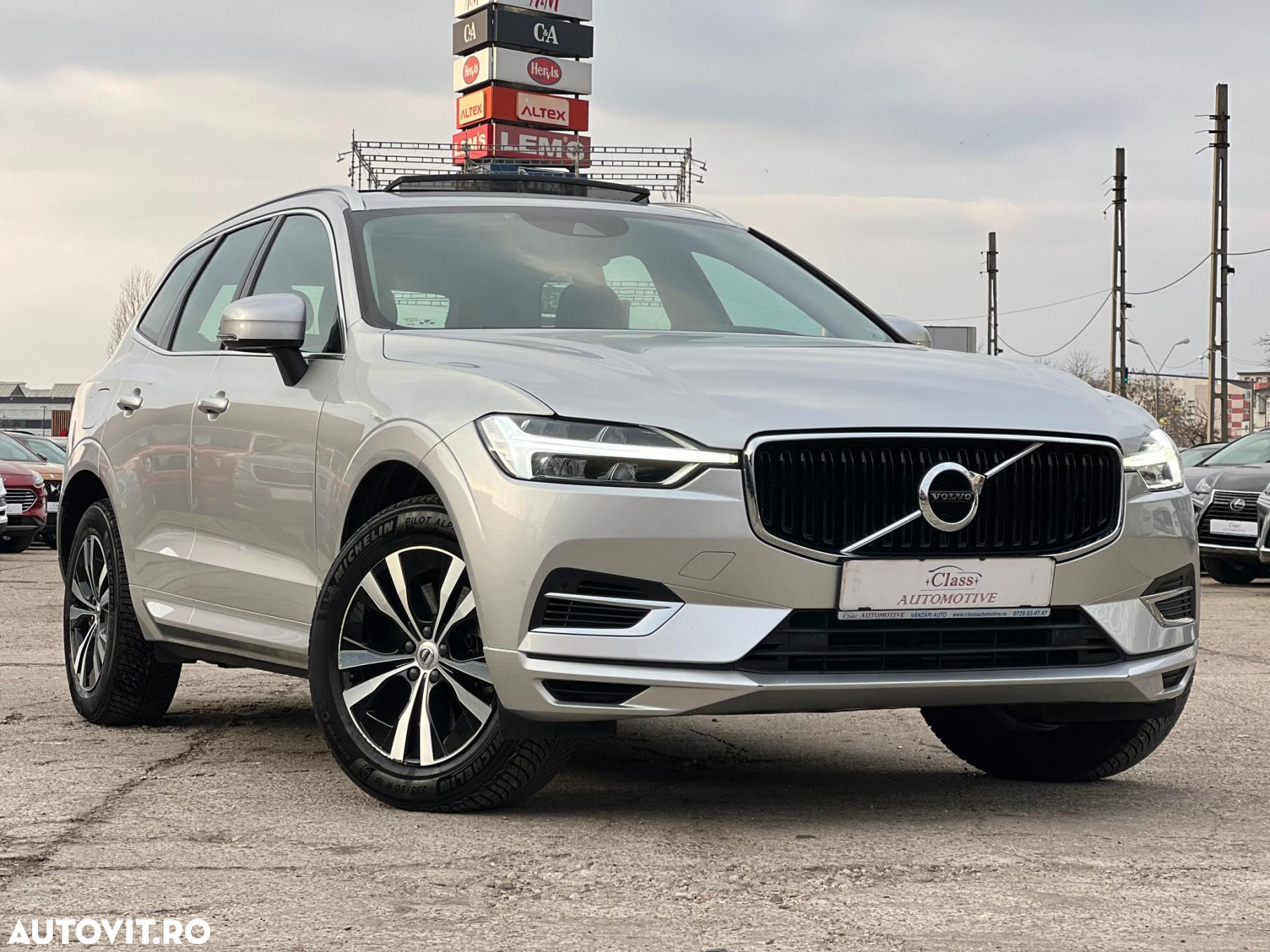 Volvo XC 60 T8 Twin Engine AWD Momentum - 3