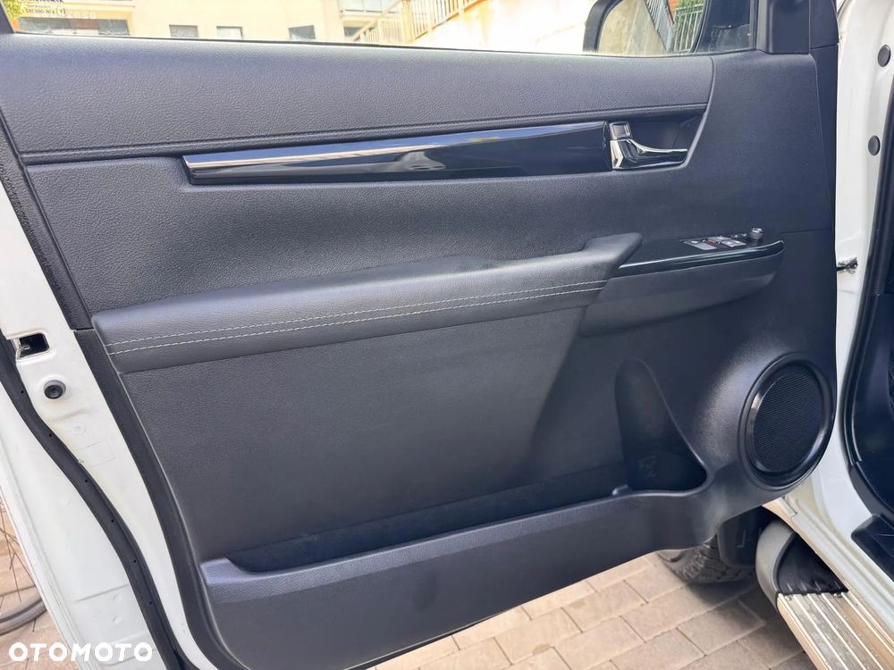 Toyota Hilux - 18