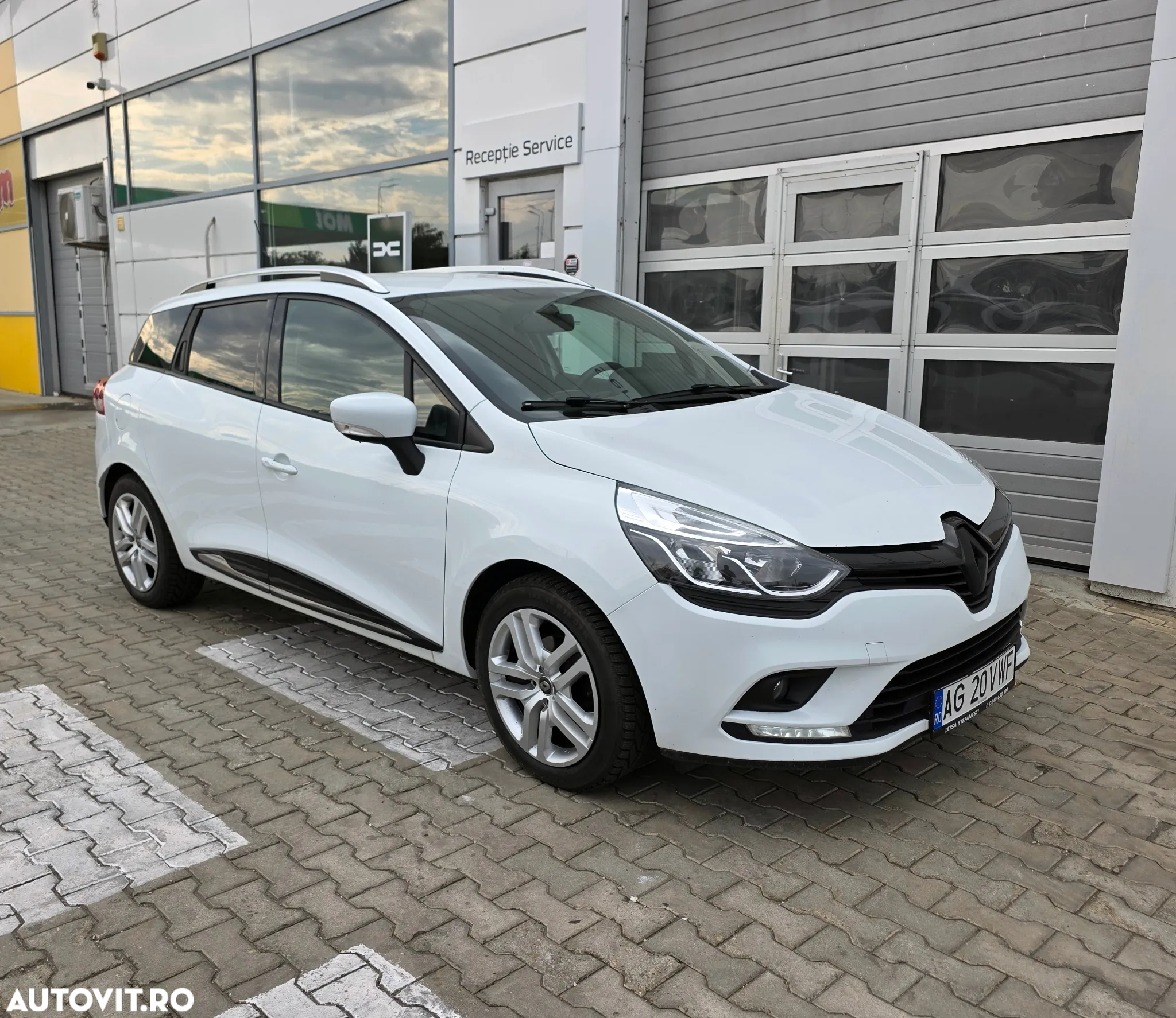 Renault Clio Estate Energy TCe Zen - 18
