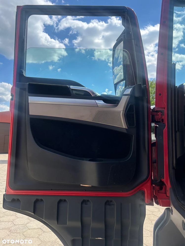 MAN TGX 18.470 KM / POLSKI SALON /  597 TYS. KM ORYGINALNY PRZEBIEG / VIN "LP" 2020 / LODÓWKA / 2 ZBIORNIKI PALIWOWE 1160 L / SILNIK 470 KM !! - 13