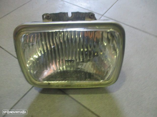 Farol FAR1113 JEEP CHEROKEE 1994 FD H4 Hella - 4