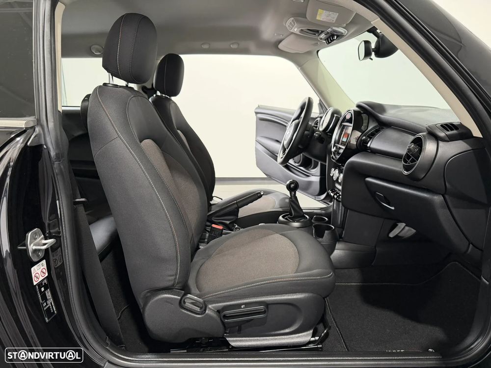 MINI 3 Portas One Sport Edition - 40