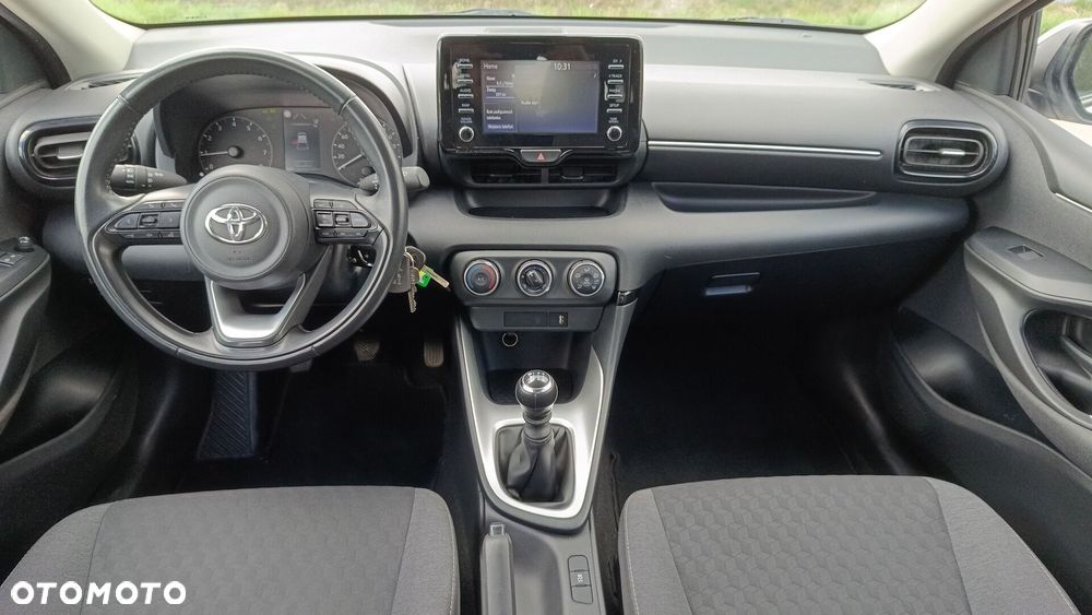 Toyota Yaris 1.5 Comfort - 13