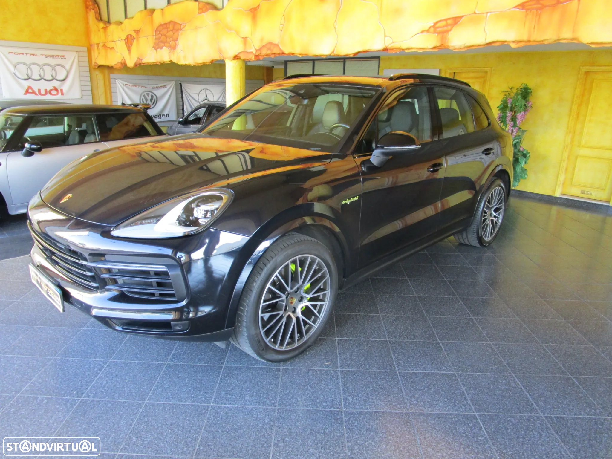 Porsche Cayenne E-Hybrid Platinum Edition - 58