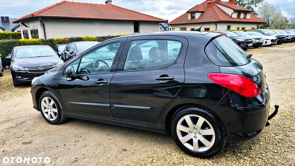 Peugeot 308 1.6 Premium Plus - 16