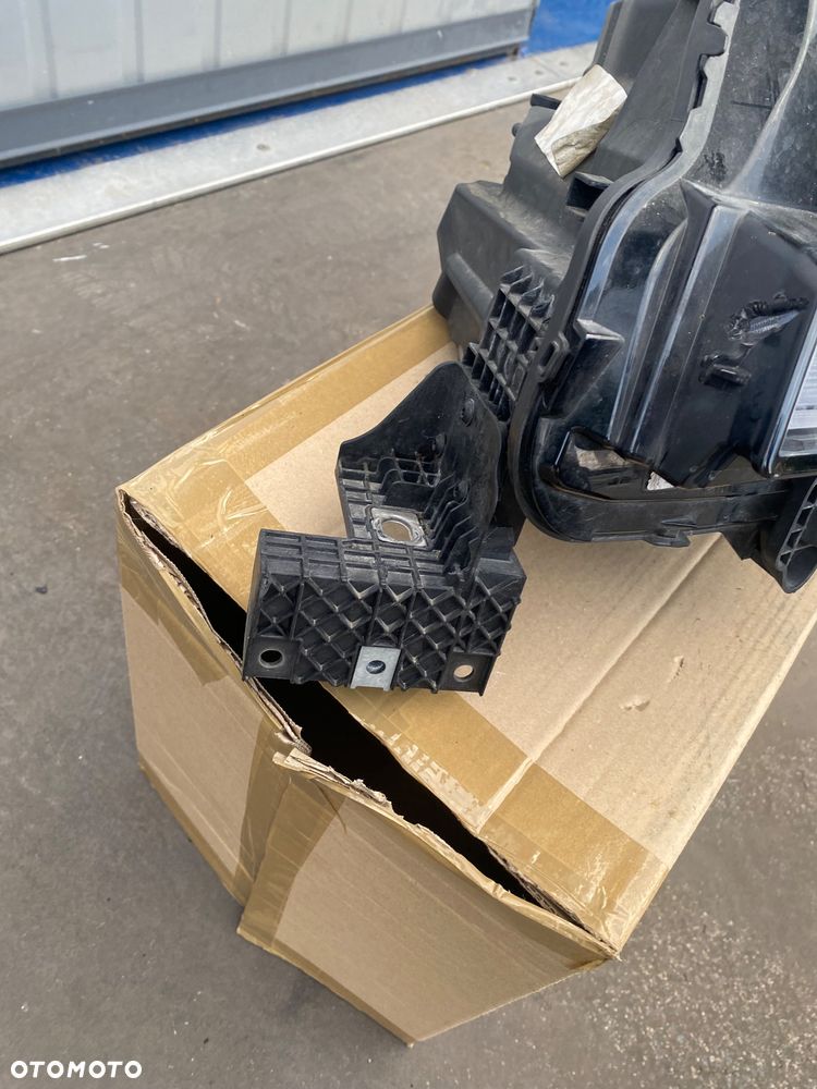 Land Rover RANGE ROVER VOGUE L460 LAMPA PRZEDNIA LEWA REFLEKTOR LEWY PRZEDNI PRZÓD FULL LED full ledowy 11+3 piny fulled M8E2-13W030-EK   M8E213W030EK  M8E2 13W030 EK  1210.509.0000  300474909  151200159358 12105090000  L 460 - 10