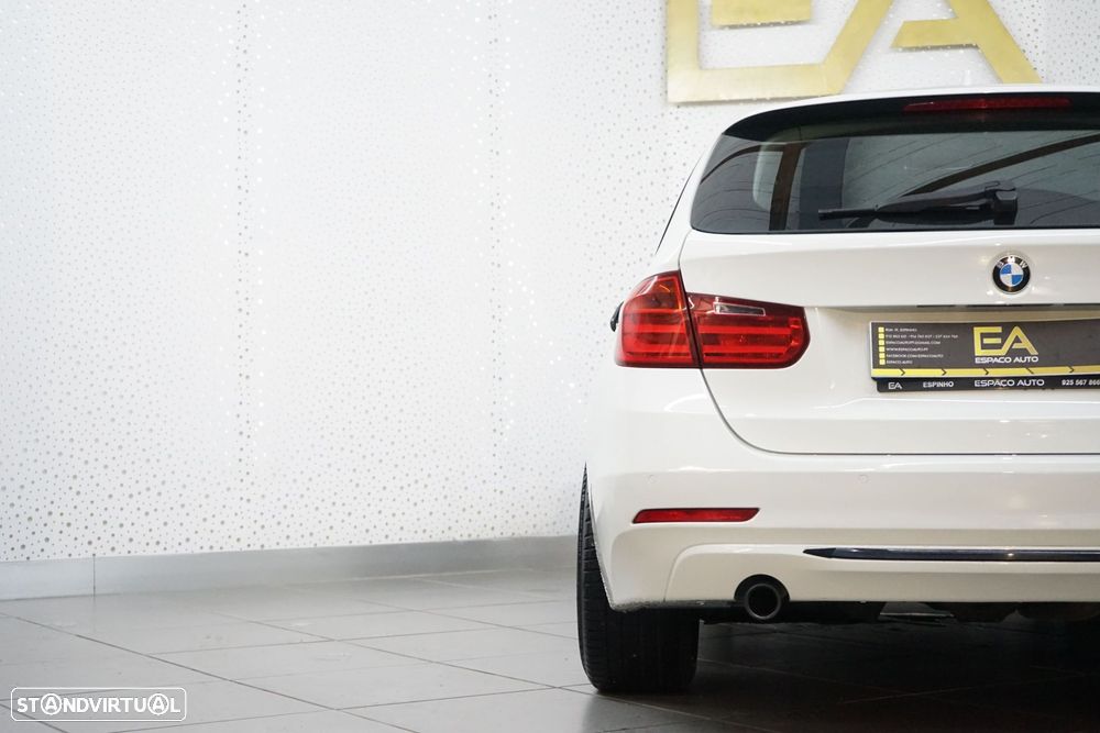 BMW 318 d Touring Line Sport - 42