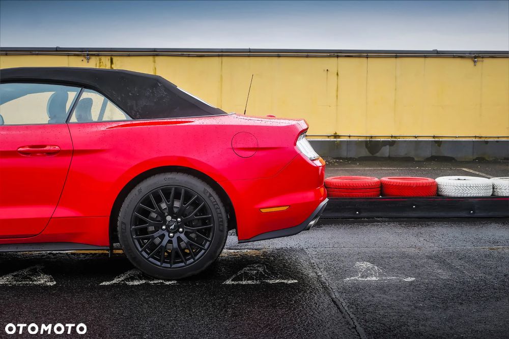 Ford Mustang 5.0 V8 GT - 8