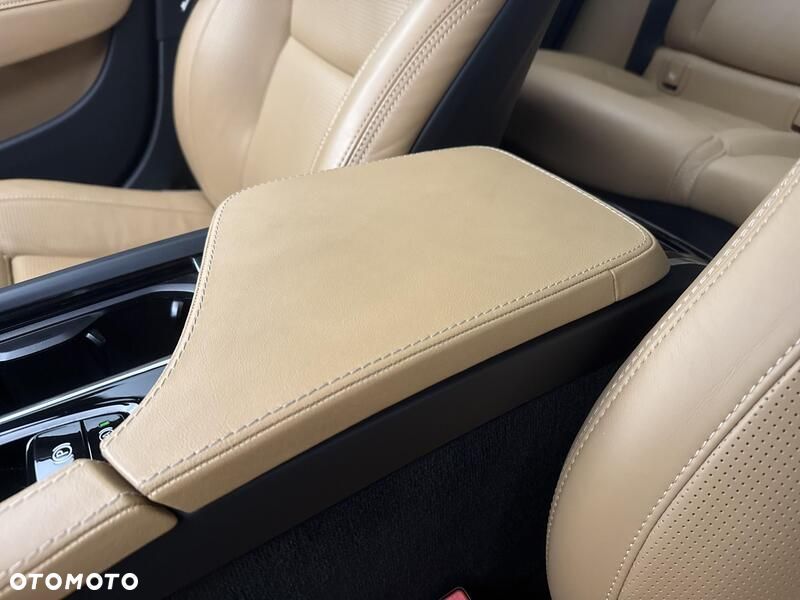 Volvo V90 - 20