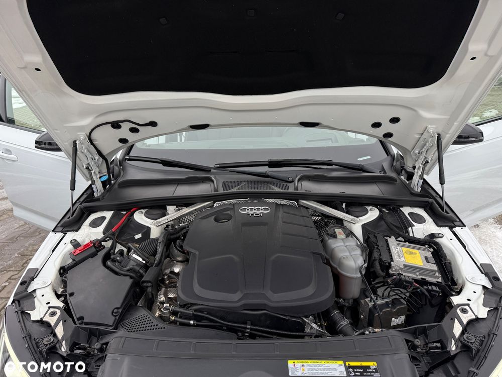 Audi A4 Avant 40 TDI S tronic S line - 31