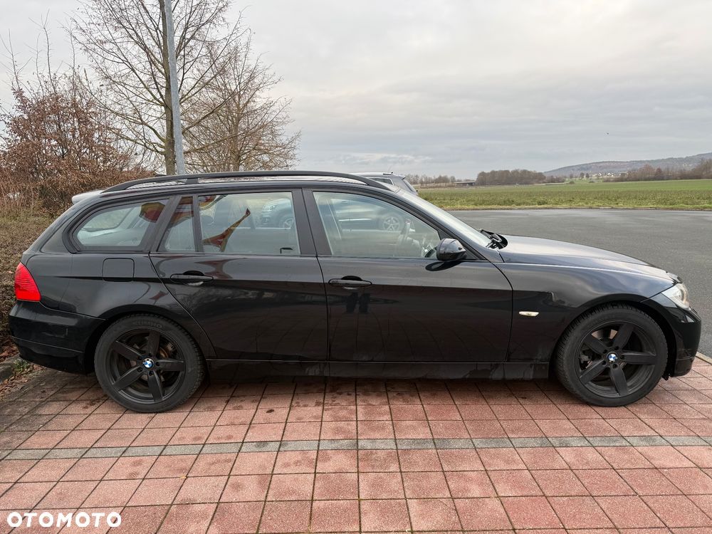 BMW Seria 3 318i Edition Exclusive - 4