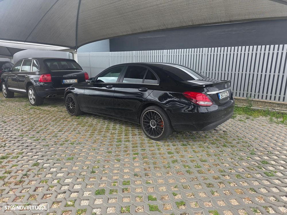 Mercedes-Benz C 200 d AMG Line - 2