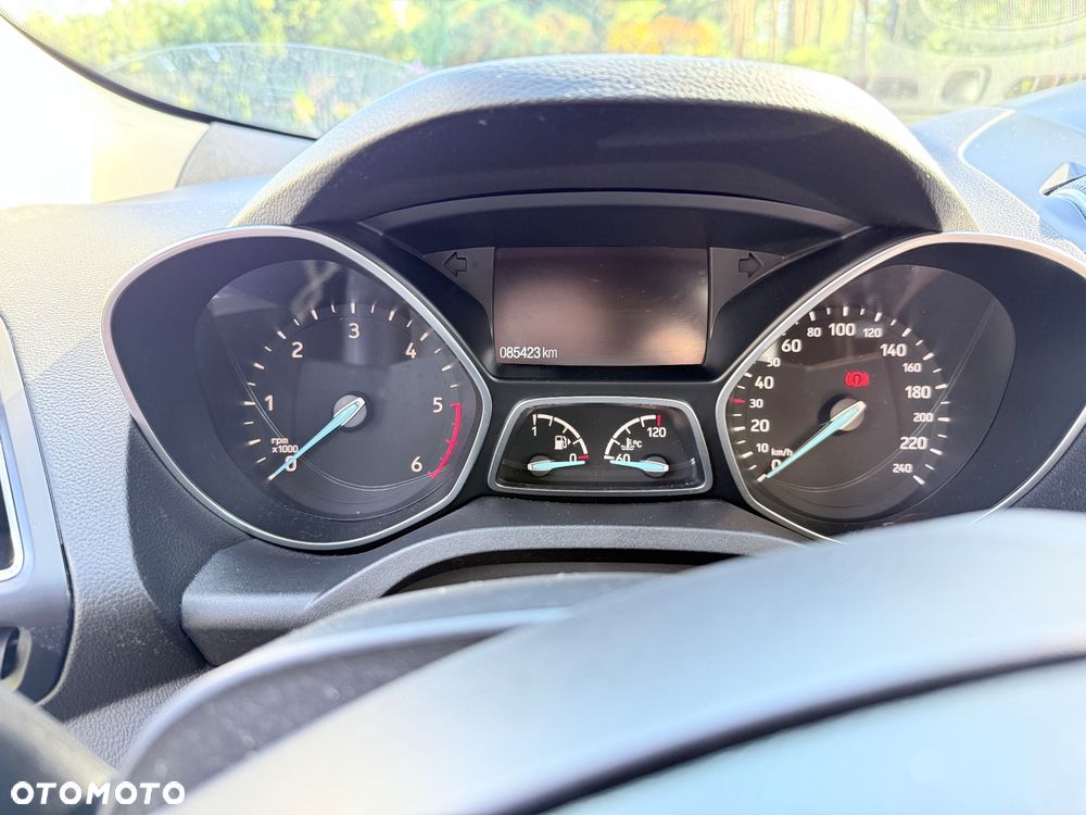Ford Kuga - 6