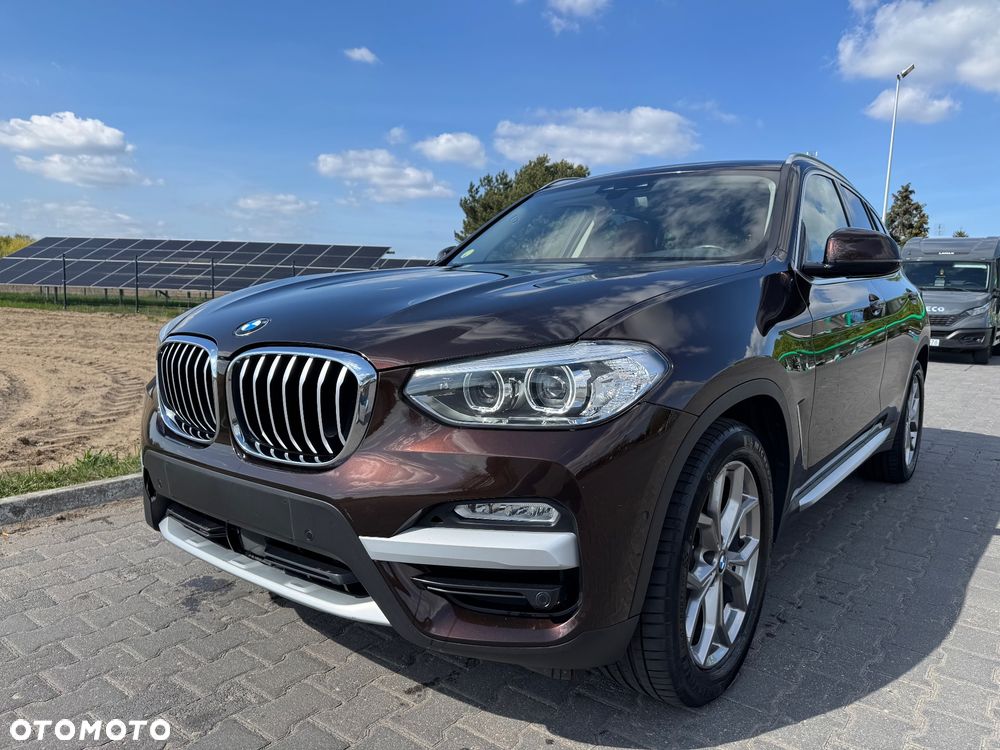BMW X3 sDrive18d xLine - 25