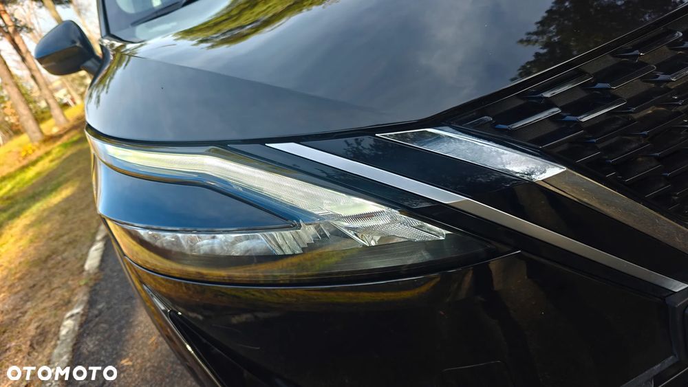 Nissan Qashqai 1.3 DIG-T ACENTA - 9