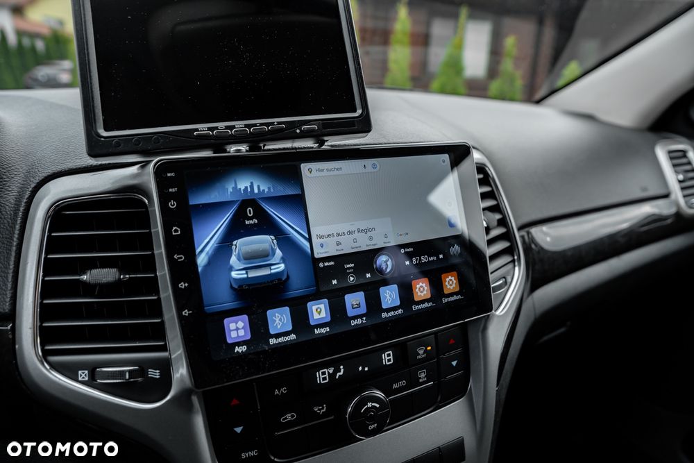 Jeep Grand Cherokee 3.0 CRD Laredo - 38