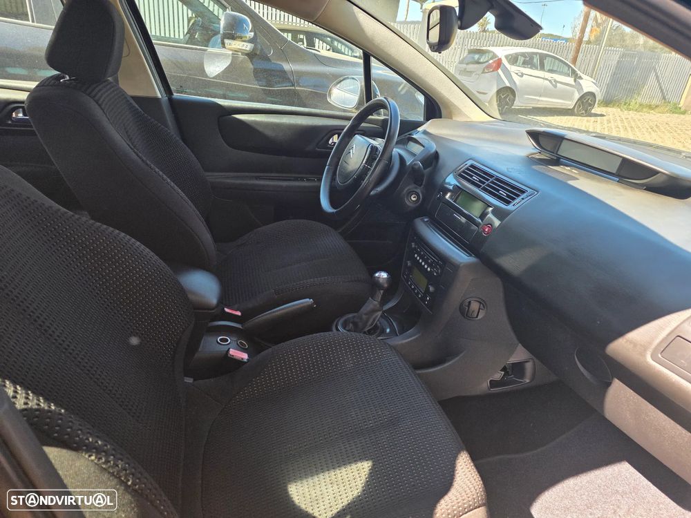 Citroën C4 1.6 HDi 110 Exclusive - 7