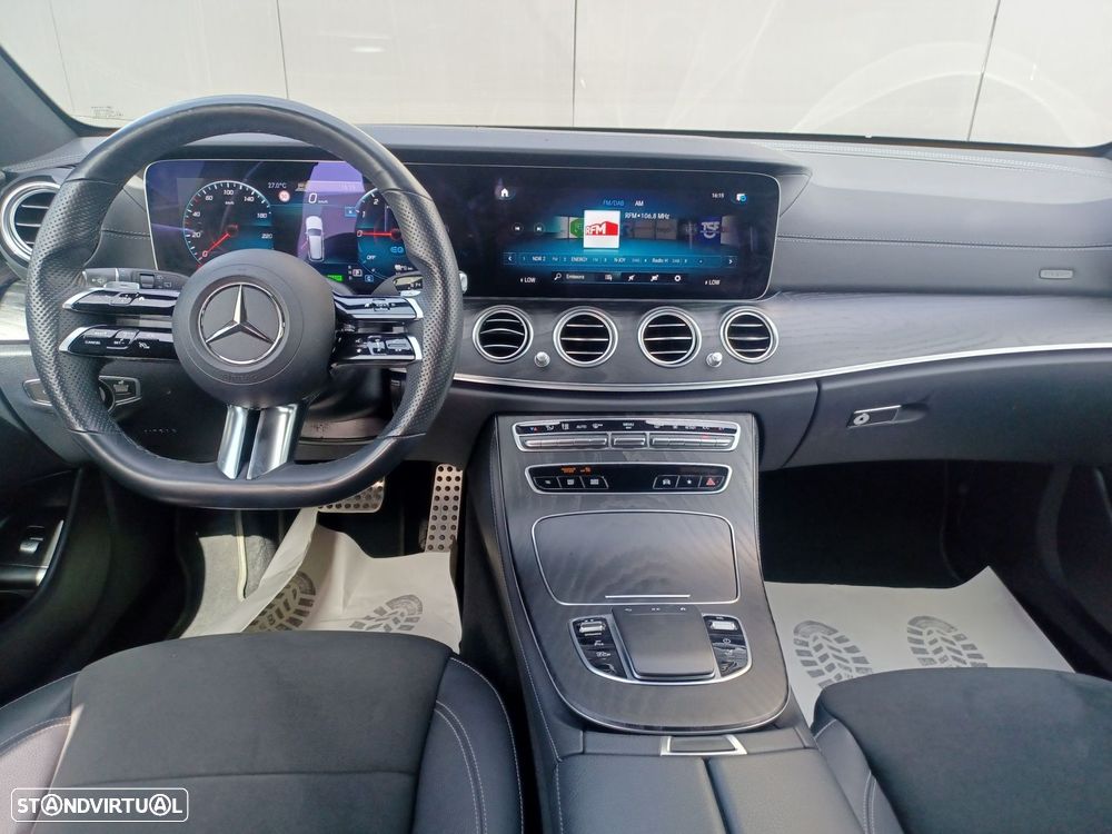 Mercedes-Benz E 300 - 11