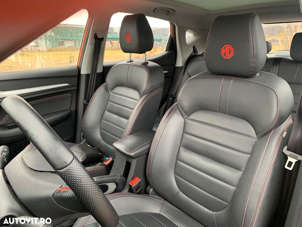 MG ZS - 12