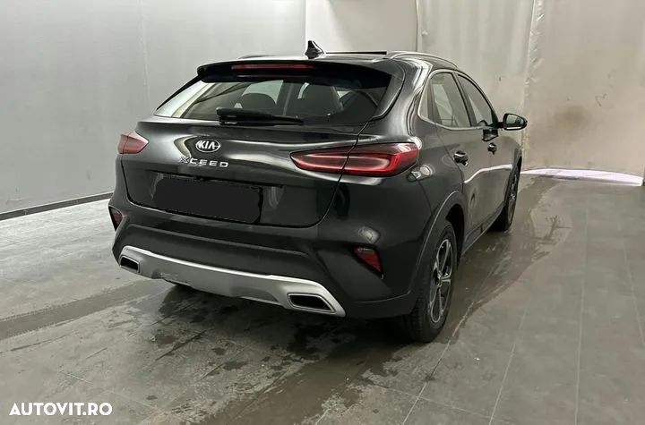 Kia XCeed 1.6 GDI 6DCT PHEV Vision - 2