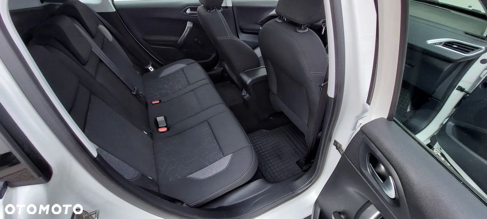 Peugeot 2008 PureTech 110 Stop&Start EAT6 Active - 27