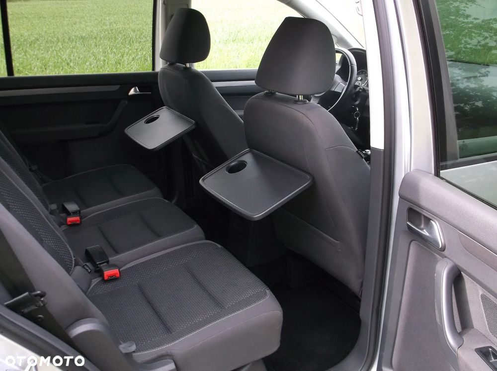 Volkswagen Touran 1.4 TSI Comfortline Perfectline - 11