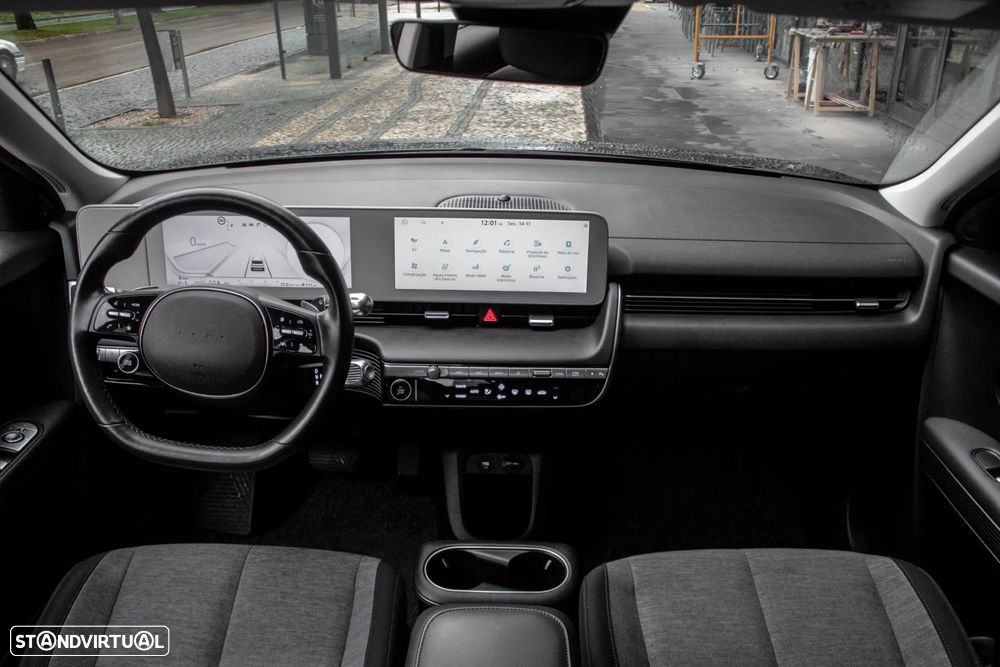 Hyundai Ioniq 5 72,6 kWh 4WD Dynamiq - 35