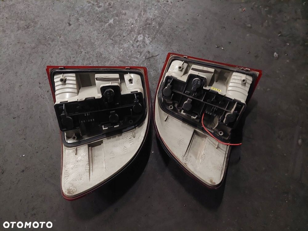 KOMPLETNY TYŁ KLAPA BAGAŻNIKA ZDERZAK TYŁ LAMPY OPEL ASTRA F SEDAN Z549 - 3