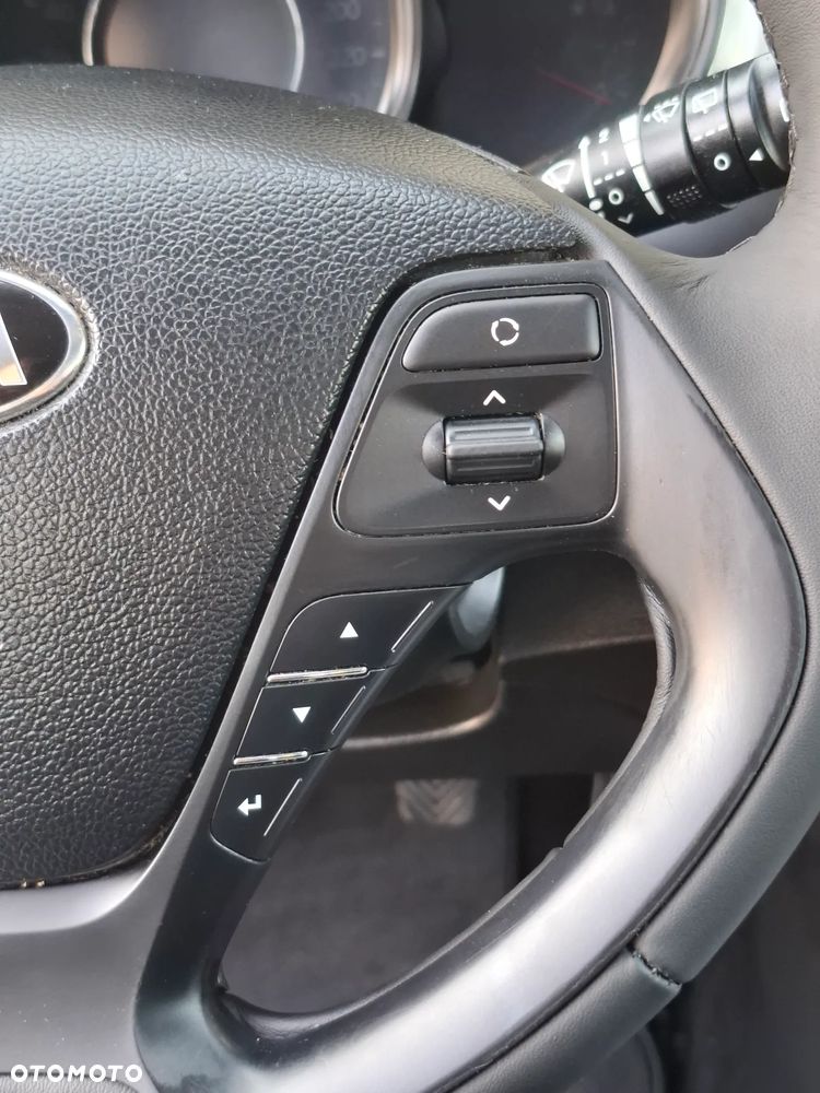 Kia Ceed 1.4 CVVT Dream Team Edition - 20