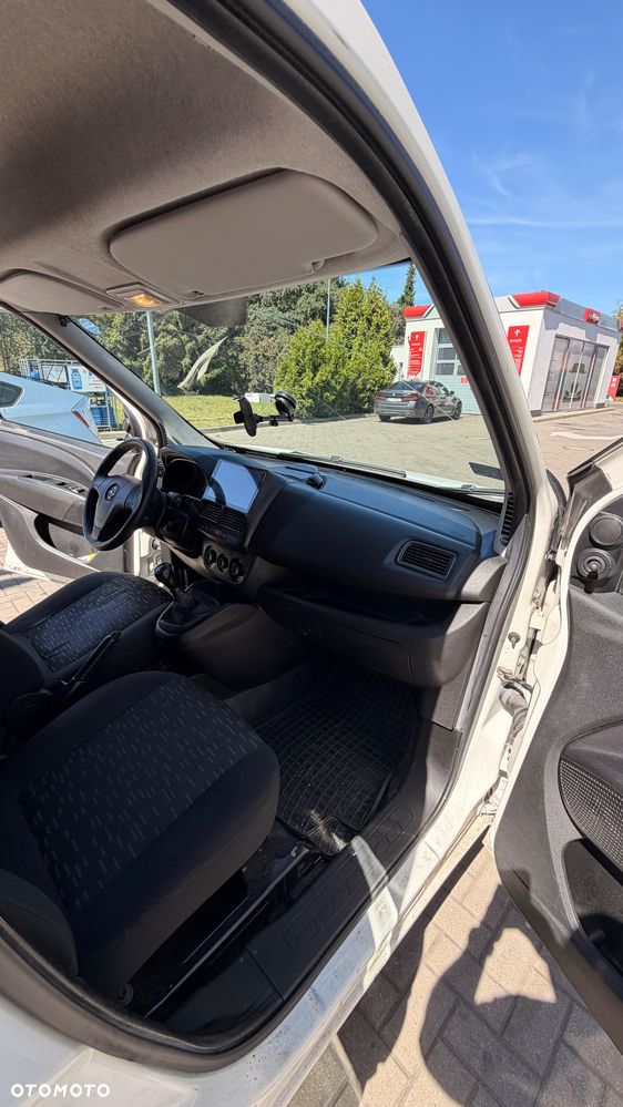 Opel COMBO - 2