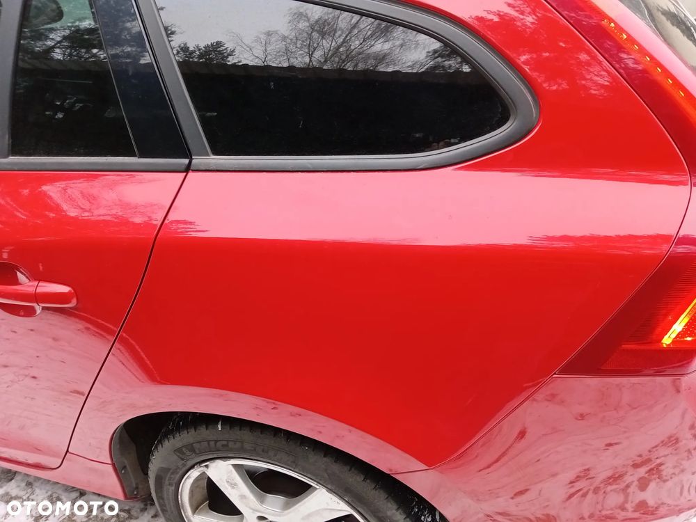 Volvo V60 D3 Momentum - 27