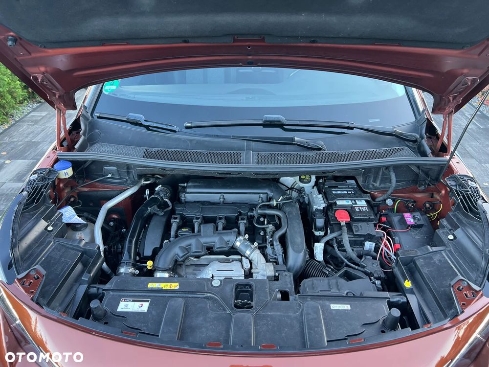 Peugeot 3008 THP 165 EAT6 Stop & Start Allure - 40