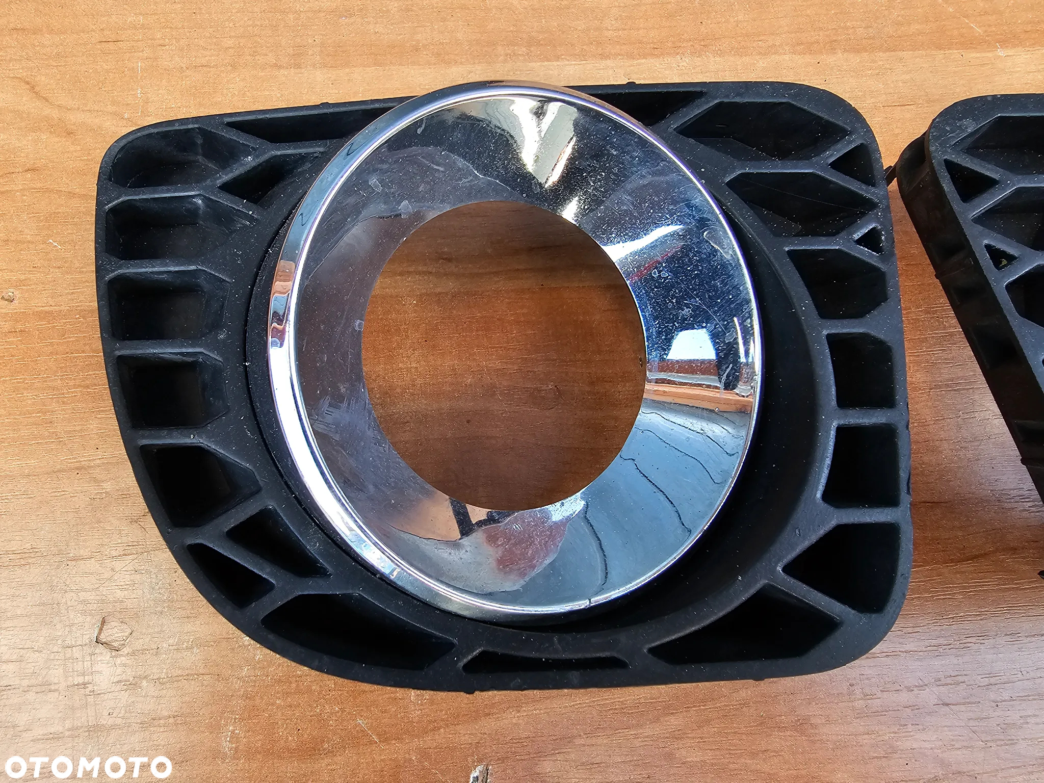KRATKA KRATKI HALOGENU LEWA PRAWA PRZÓD OPEL MERIVA A OPC CHROM 93188408 931188409 93187589 93187590 - 2