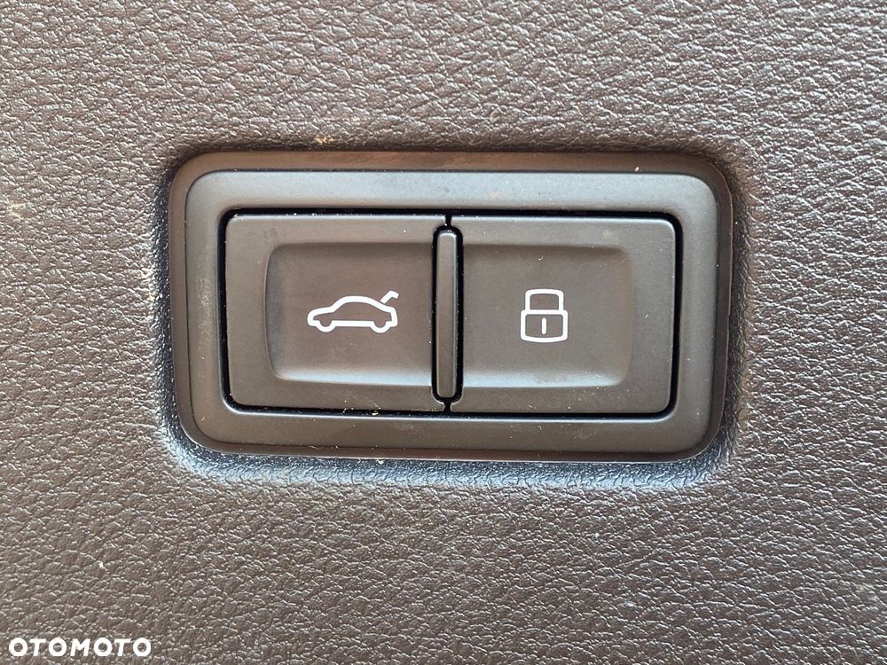 Audi Q8 50 TDI mHEV Quattro Tiptronic - 27