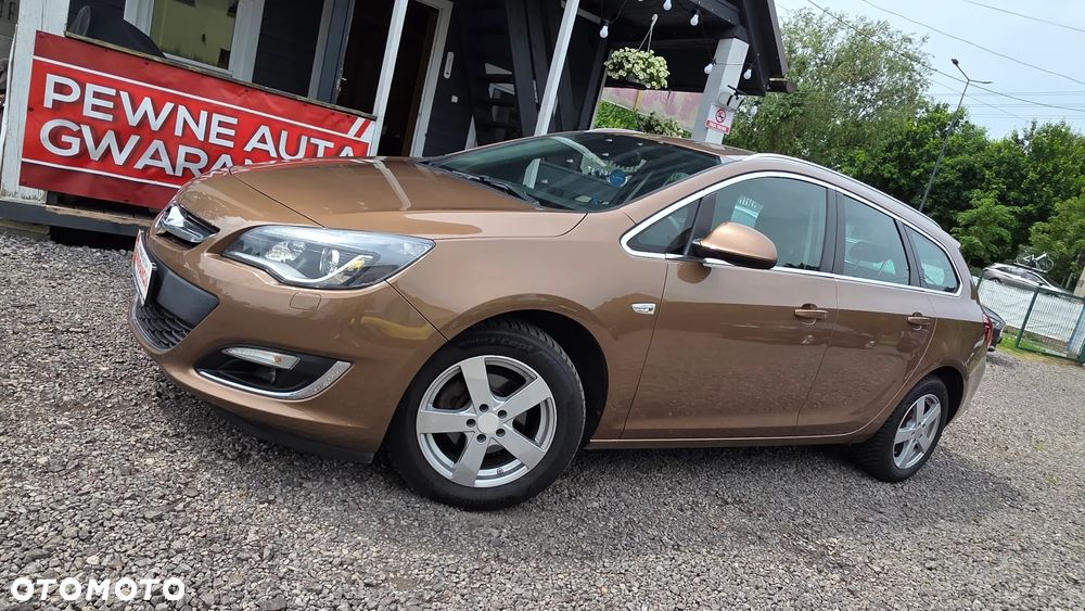 Opel Astra 1.4 T Cosmo - 24