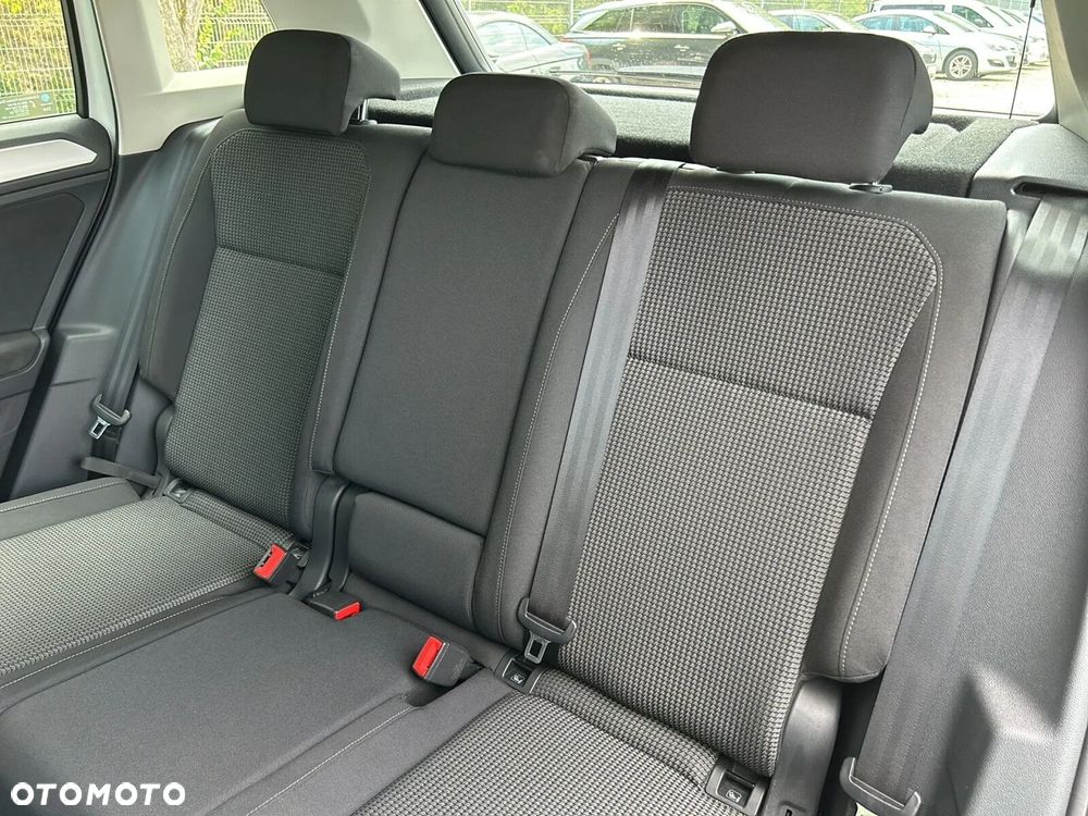 Volkswagen Tiguan - 18