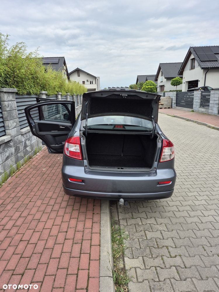 Suzuki SX4 - 3