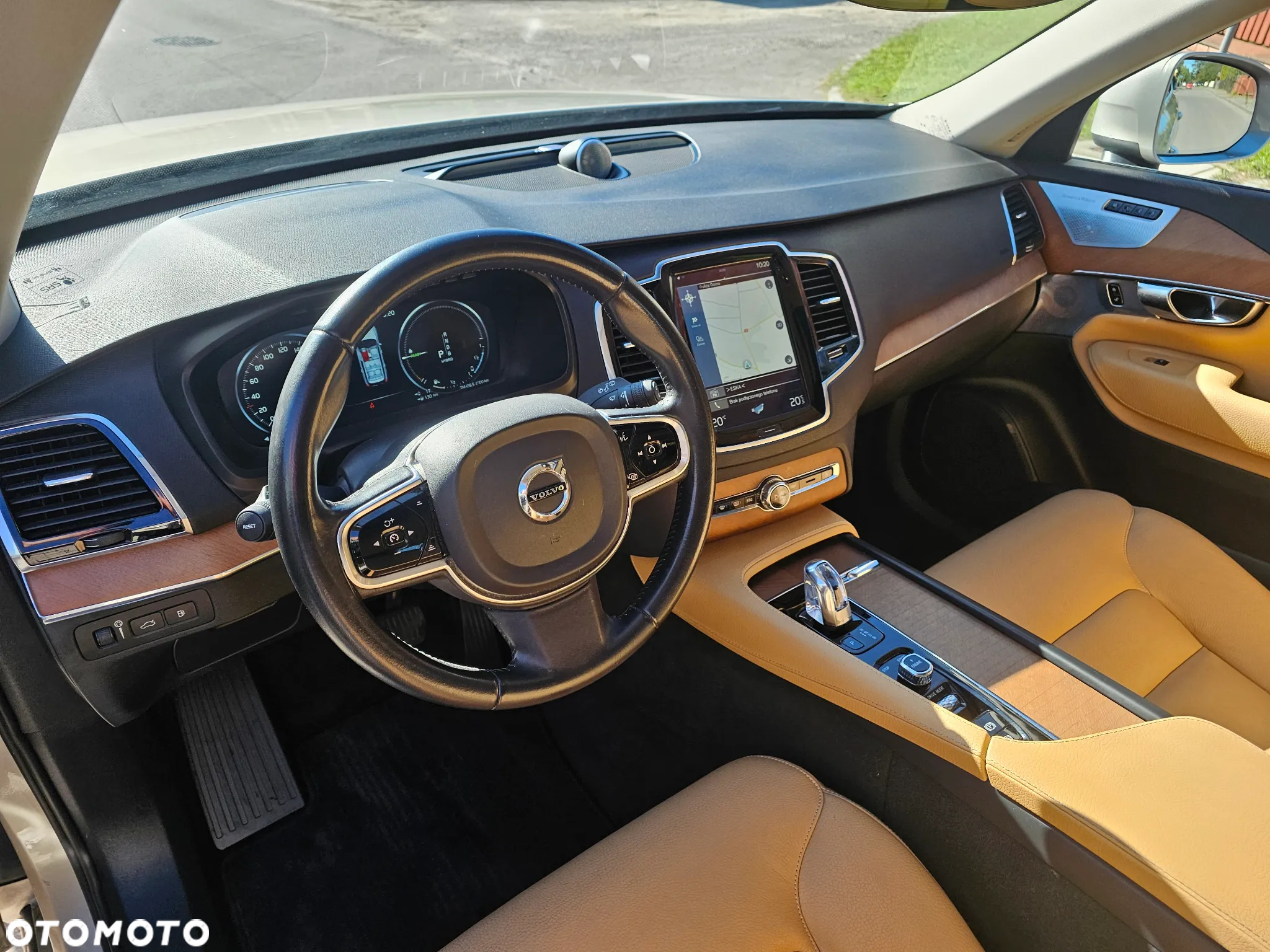 Volvo XC 90 T8 AWD Plug-In Hybrid Momentum 7os - 34